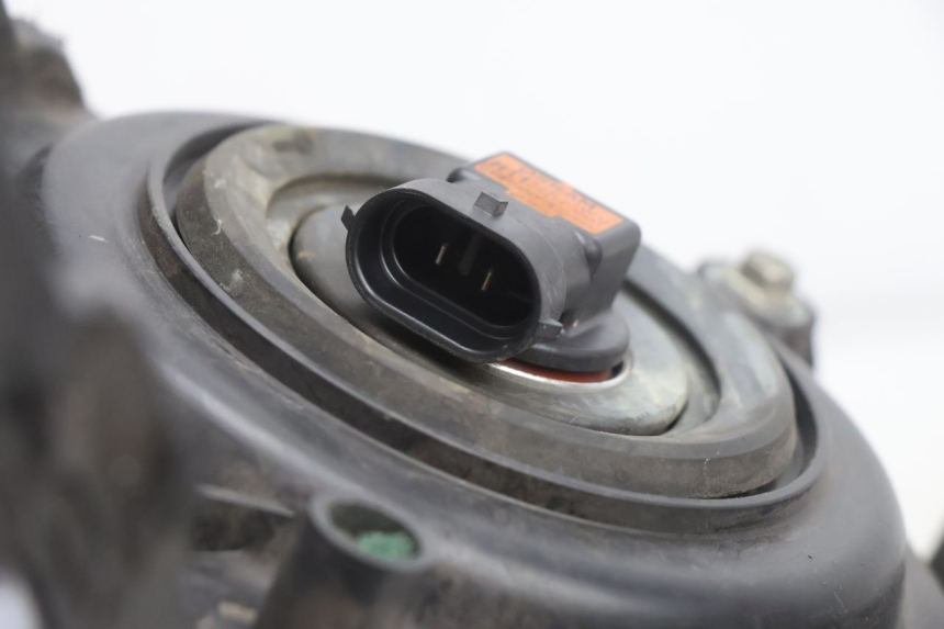 photo de FAROL DIANTEIRO APRILIA ATLANTIC S 125 (2010 - 2013) - Peça verificada