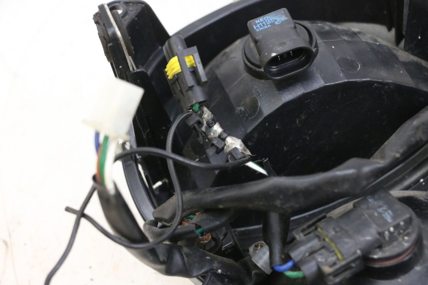 photo de FAROL DIANTEIRO MAG POWER BOMBERS 4T 50 (2016 - 2026) - Marcações e referências