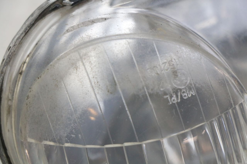 photo de FAROL DIANTEIRO MBK BOOSTER NEXT GENERATION 50 (1995 - 1998) - Outro ângulo de visão