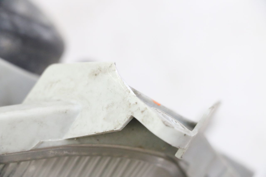 photo de FAROL DIANTEIRO SUZUKI BURGMAN 125 (2007 - 2014) - Detalhe da peça