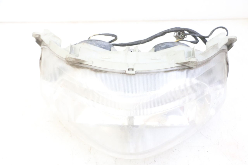 photo de FAROL DIANTEIRO SUZUKI BURGMAN 125 (2007 - 2014) - Estado da superfície