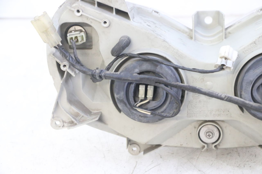 photo de FAROL DIANTEIRO SUZUKI BURGMAN 125 (2007 - 2014) - Marcações e referências
