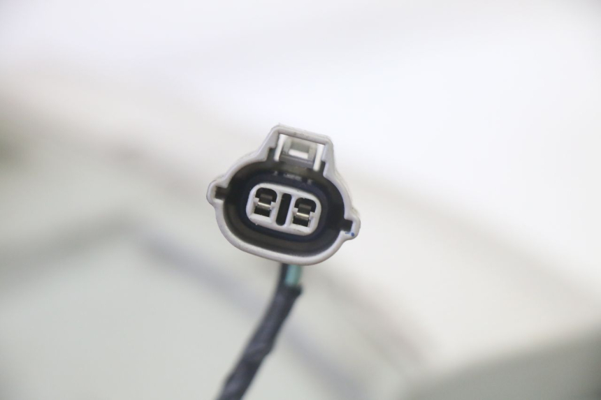 photo de FAROL DIANTEIRO SUZUKI BURGMAN 125 (2007 - 2014) - Detalhes característicos