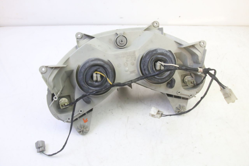 photo de FAROL DIANTEIRO SUZUKI BURGMAN 125 (2007 - 2014) - Pontos de fixação