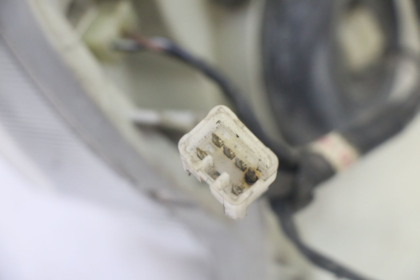 photo de FAROL DIANTEIRO SUZUKI BURGMAN 125 (2007 - 2014) - Marcações e referências