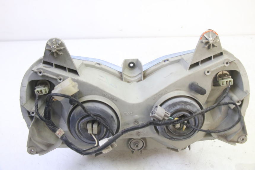 photo de FAROL DIANTEIRO SUZUKI BURGMAN 125 (2007 - 2014) - Pontos de fixação