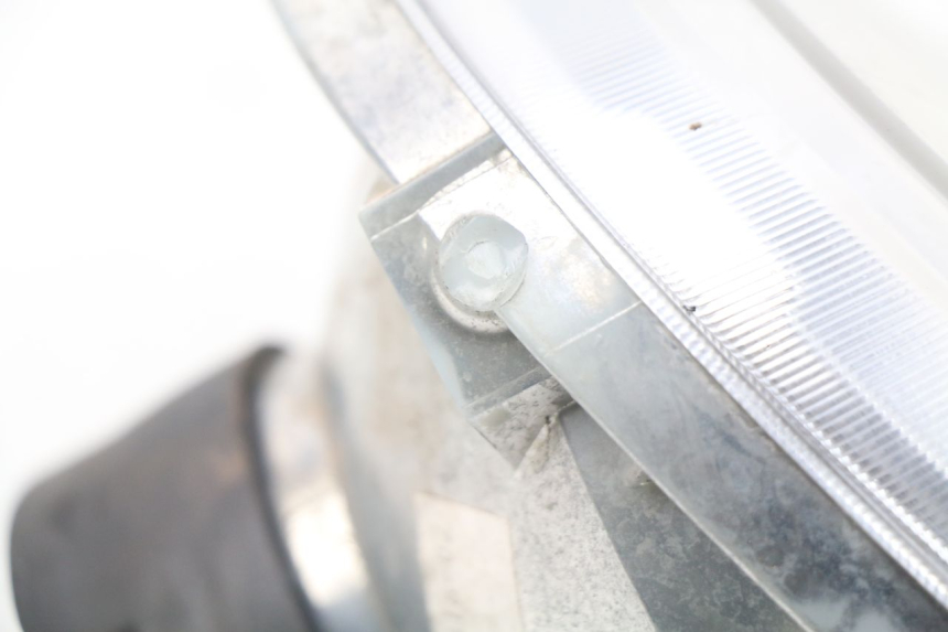 photo de FAROL DIANTEIRO YAMAHA BW'S BWS 125 (2010 - 2013) - Pontos de fixação