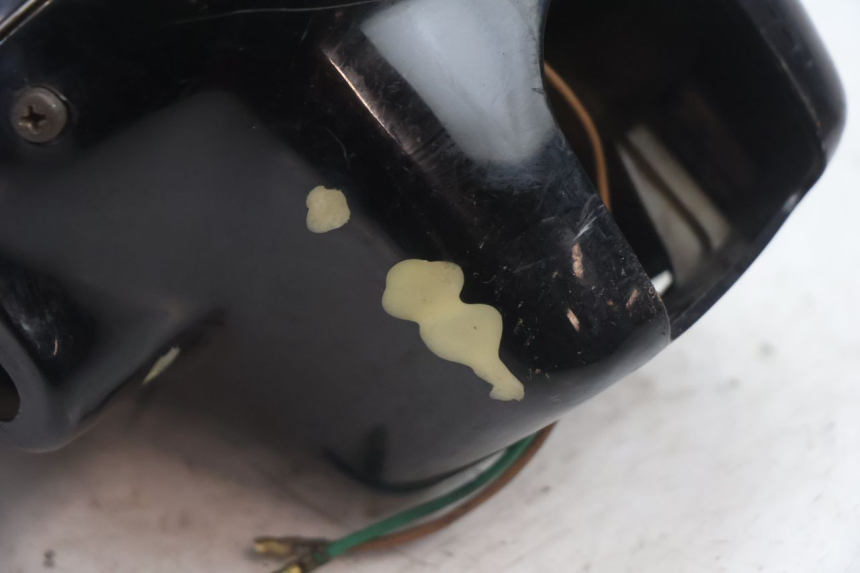 photo de FAROL DIANTEIRO HONDA CB TWO FIFTY 250 (1991 - 2002) - Pontos de fixação