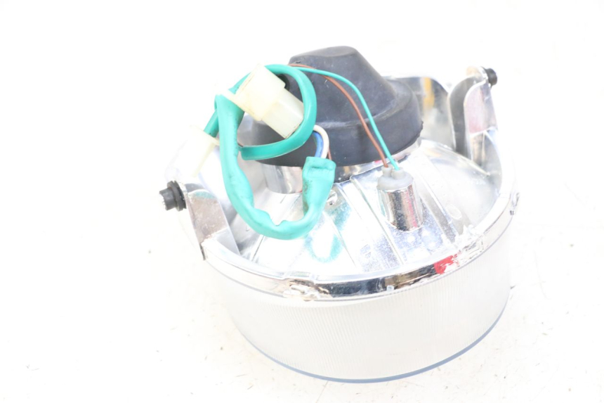 photo de FAROL DIANTEIRO SYM CROX 4T 50 (2016 - 2023) - Zoom do estado de desgaste