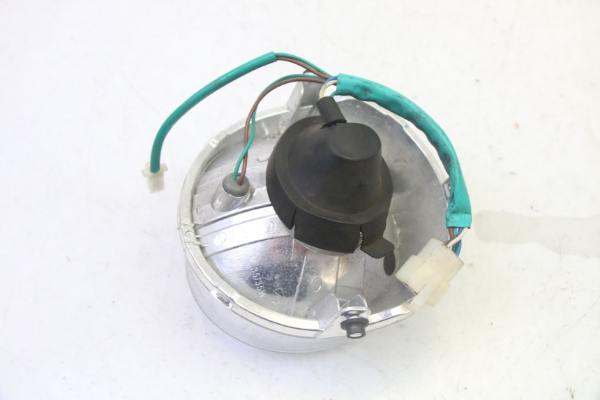 photo de FAROL DIANTEIRO SYM CROX 4T 50 (2016 - 2023) - Estado da superfície