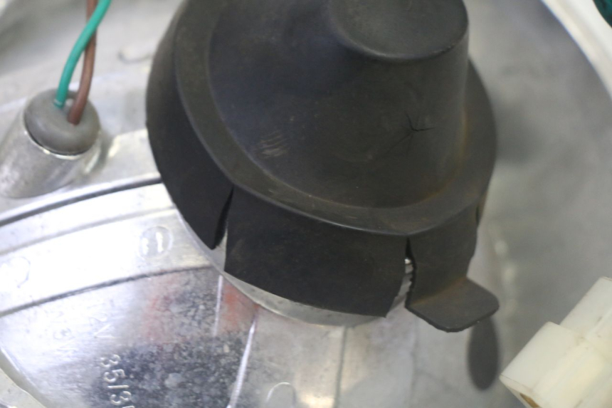 photo de FAROL DIANTEIRO SYM CROX 4T 50 (2016 - 2023) - Peça verificada
