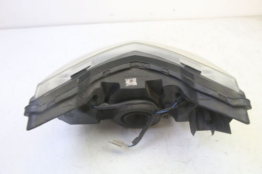 photo de FAROL DIANTEIRO YAMAHA CYGNUS X INJECTION 125 (2007 - 2013) - Estado da superfície