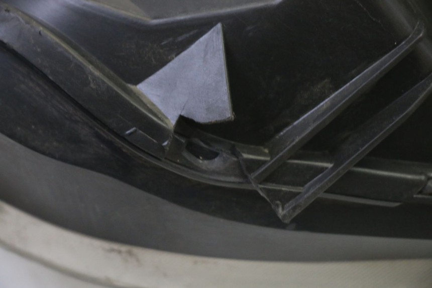 photo de FAROL DIANTEIRO YAMAHA CYGNUS X INJECTION 125 (2007 - 2013) - Marcações e referências