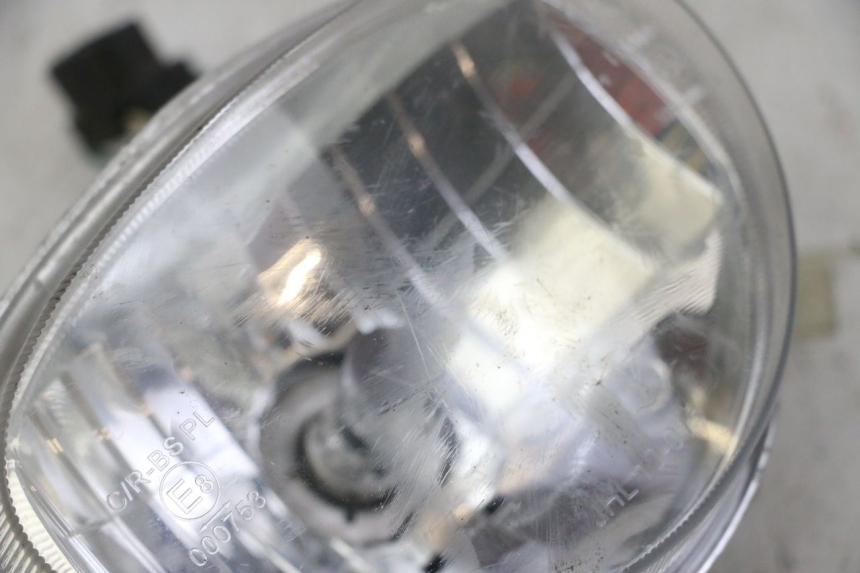 photo de FAROL DIANTEIRO DAELIM BESBI 125 (2007 - 2008) - Detalhes característicos