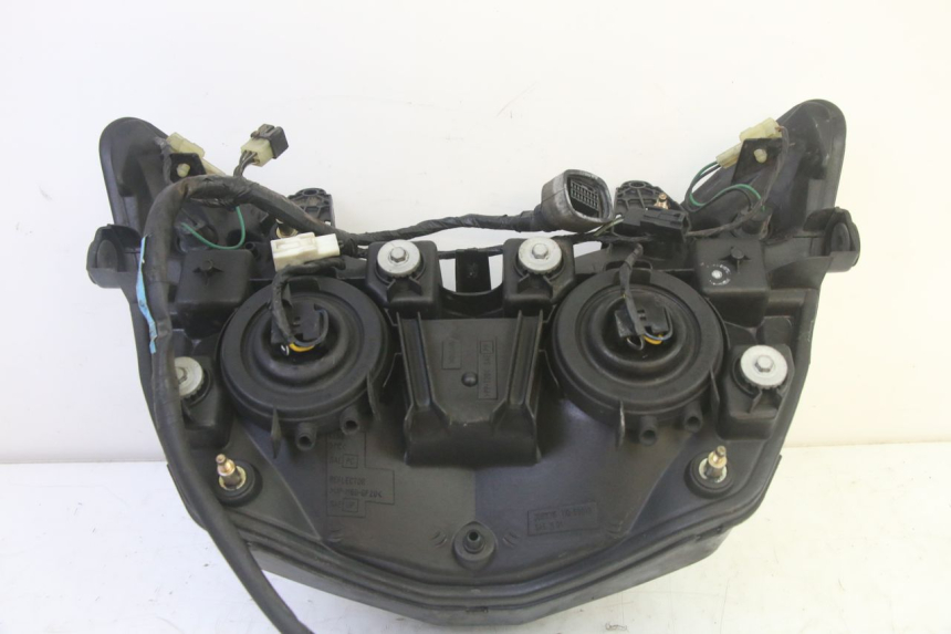 photo de FAROL DIANTEIRO SUZUKI DL V STROM 1000 (2002 - 2007) - Marcações e referências