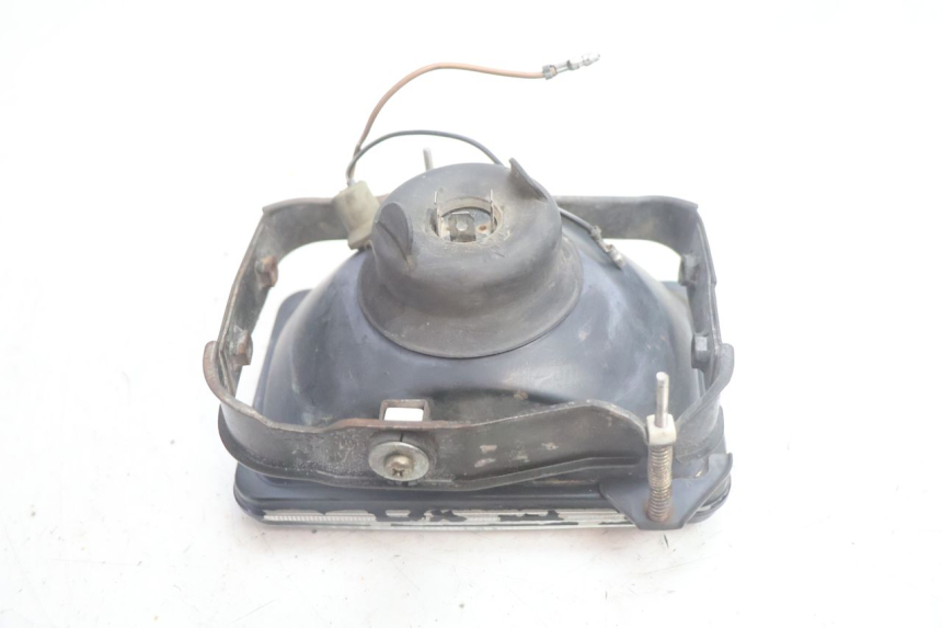 photo de FAROL DIANTEIRO SUZUKI DR S 600 (1985 - 1989) - Pontos de fixação