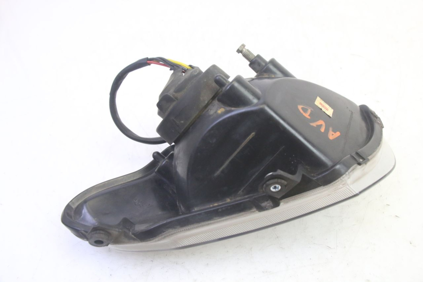 photo de FAROL DIANTEIRO DIREITO ADIVA AD3 300 (2014 - 2020) - Pontos de fixação