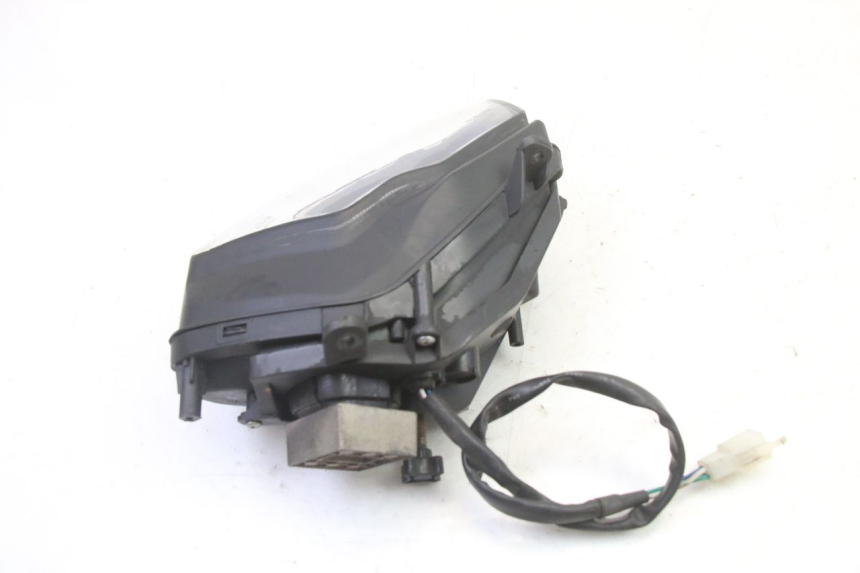 photo de FAROL DIANTEIRO DIREITO ORCAL CAVARO 4T 50 (2019 - 2023) - Outro ângulo de visão