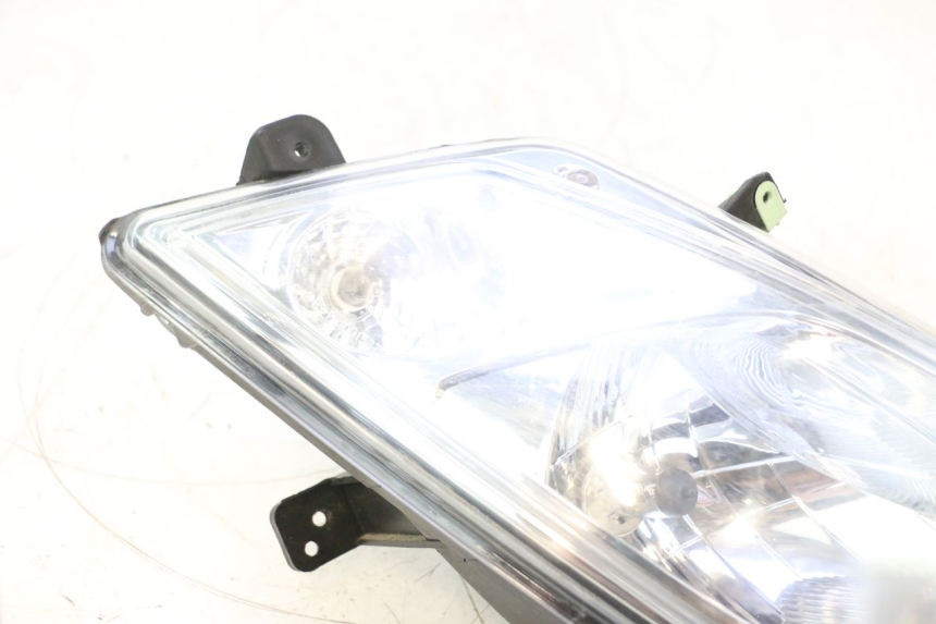 photo de FAROL DIANTEIRO DIREITO PEUGEOT CITYSTAR 2T 50 (2018 - 2021) - Detalhe da peça