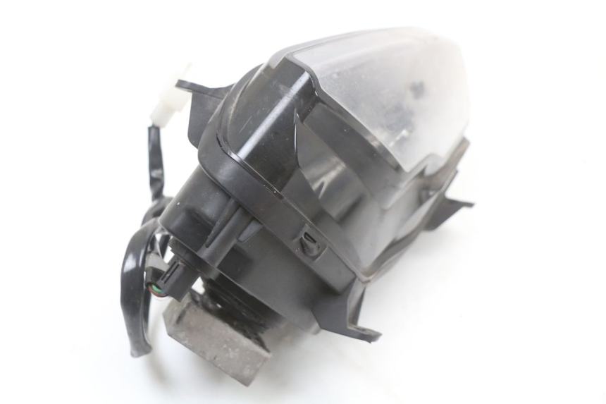 photo de FAROL DIANTEIRO DIREITO LONGJIA EASY MAX 125 (2020 - 2024) - Outro ângulo de visão