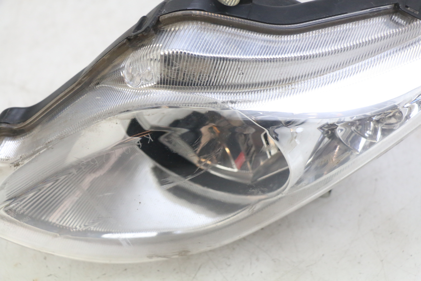 photo de FAROL DIANTEIRO DIREITO HONDA FJS SILVERWING SILVER WING 400 (2009 - 2016) - Detalhe da peça