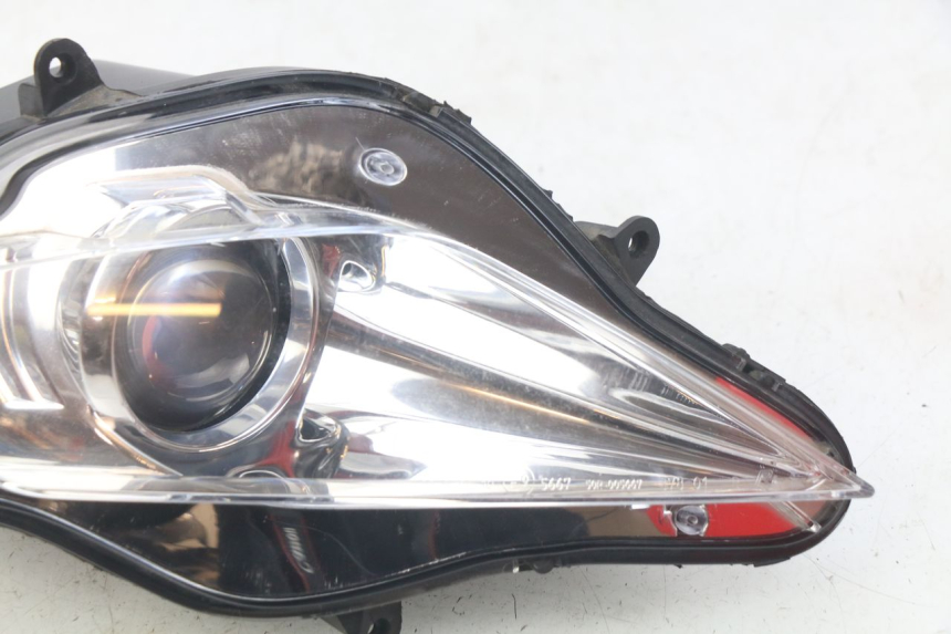 photo de FAROL DIANTEIRO DIREITO PEUGEOT GEOPOLIS 400 (2007 - 2013) - Estado da superfície