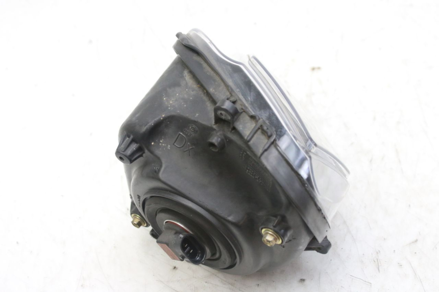 photo de FAROL DIANTEIRO DIREITO DERBI GPR 50 (2004 - 2009) - Ampliação técnica