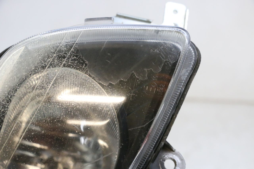 photo de FAROL DIANTEIRO DIREITO SYM GTS EVO 125 (2009 - 2013) - Detalhe da peça