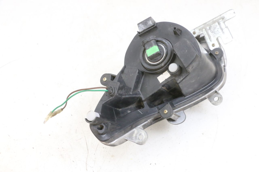 photo de FAROL DIANTEIRO DIREITO SYM GTS EVO 125 (2009 - 2013) - Pontos de fixação