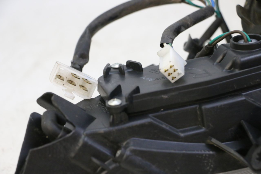 photo de FAROL DIANTEIRO DIREITO SYM JOYMAX 125 (2010 - 2017) - Detalhe da peça