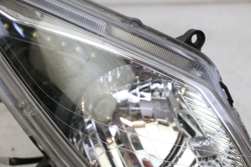 photo de FAROL DIANTEIRO DIREITO SYM JOYMAX 125 (2010 - 2017) - Vista de perto