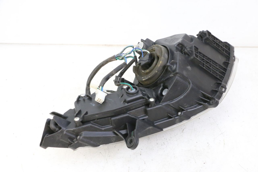 photo de FAROL DIANTEIRO DIREITO SYM JOYMAX 125 (2010 - 2017) - Estado da superfície