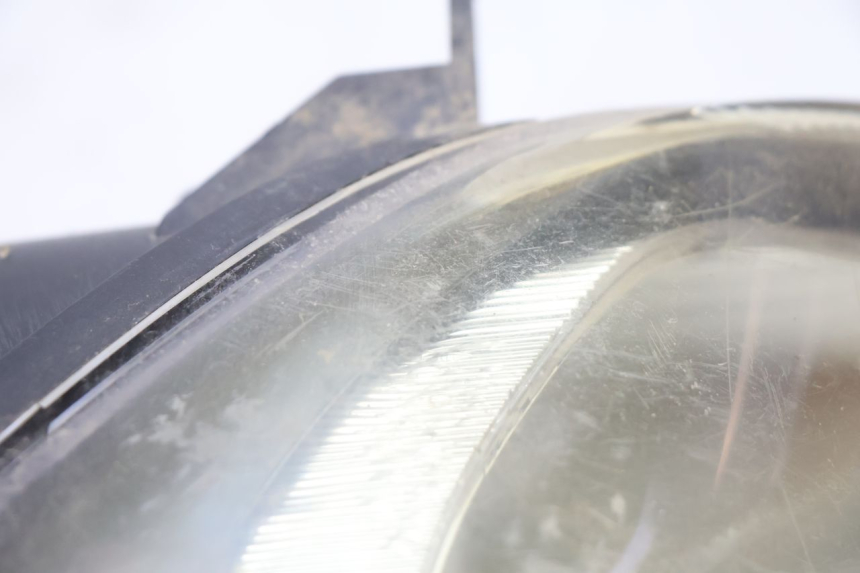 photo de FAROL DIANTEIRO DIREITO KYMCO MXU R 250 (2004 - 2010) - Outro ângulo de visão