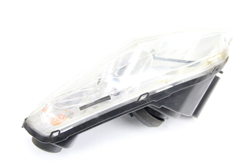 photo de FAROL DIANTEIRO DIREITO PEUGEOT SATELIS 125 (2006 - 2009) - Detalhe da peça