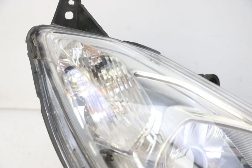 photo de FAROL DIANTEIRO DIREITO PEUGEOT SATELIS 125 (2013 - 2018) - Ampliação dos componentes