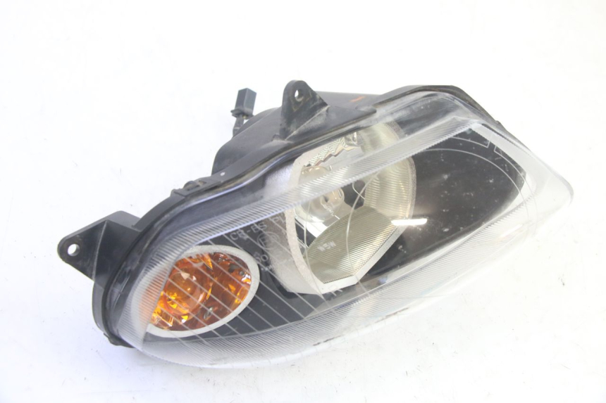 photo de FAROL DIANTEIRO DIREITO YAMAHA TZR 50 (2008 - 2016) - Detalhe da peça