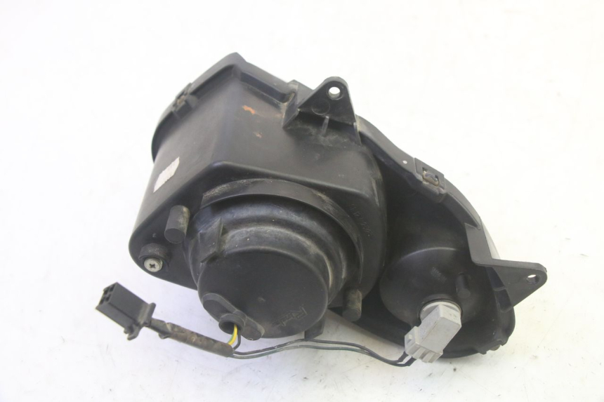 photo de FAROL DIANTEIRO DIREITO YAMAHA TZR 50 (2008 - 2016) - Outro ângulo de visão
