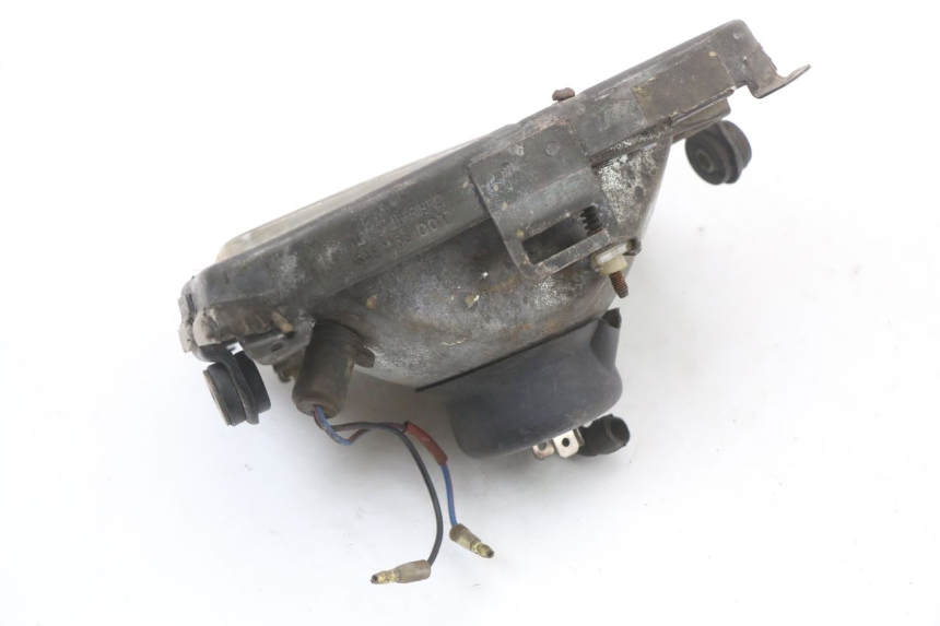 photo de FAROL DIANTEIRO YAMAHA DTLC 125 (1982 - 1987) - Outro ângulo de visão