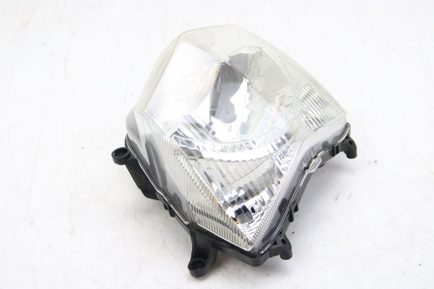 photo de FAROL DIANTEIRO PEUGEOT E-VIVACITY 1 (2012 - 2018) - Zoom do estado de desgaste