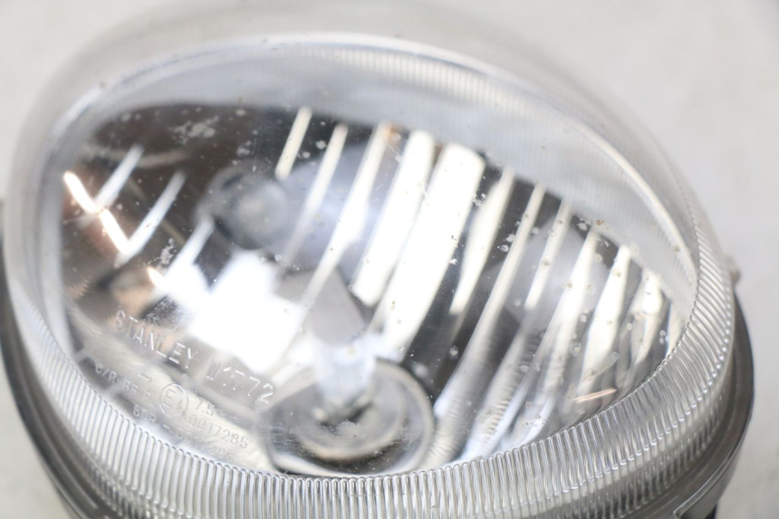 photo de FAROL DIANTEIRO YAMAHA D'ELIGHT DELIGHT 115 (2013 - 2017) - Zoom do estado de desgaste
