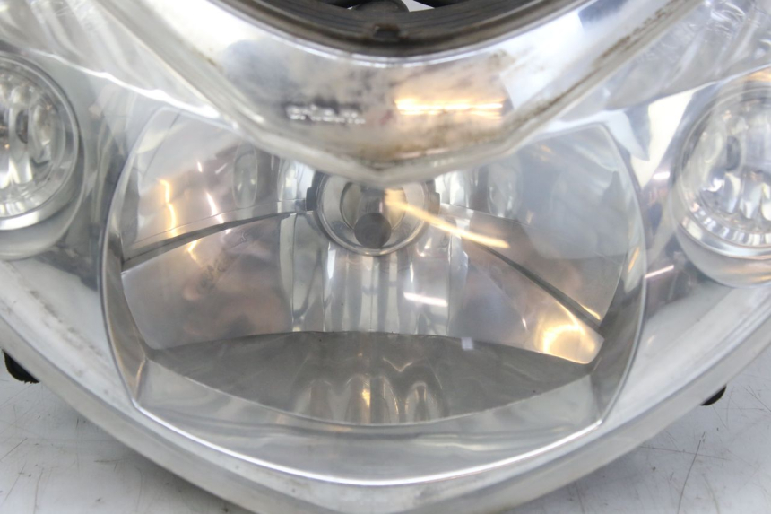 photo de FAROL DIANTEIRO PEUGEOT ELYSTAR 50 (2002 - 2014) - Inspeção visual