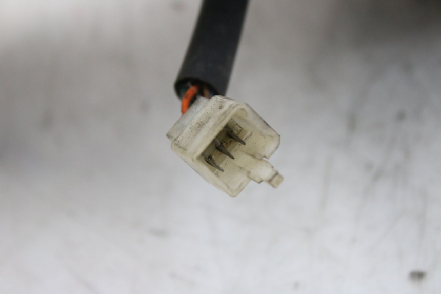 photo de FAROL DIANTEIRO PEUGEOT ELYSTAR 50 (2002 - 2014) - Zoom do estado de desgaste