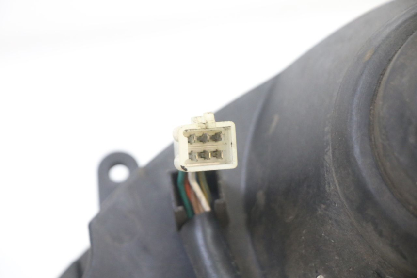photo de FAROL DIANTEIRO PEUGEOT ELYSTAR 50 (2002 - 2014) - Estado da superfície
