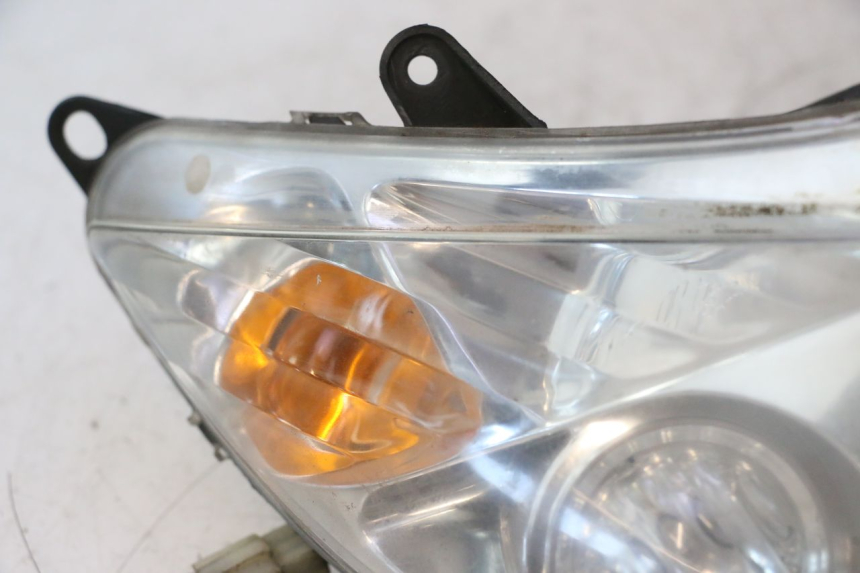 photo de FAROL DIANTEIRO PEUGEOT ELYSTAR 50 (2002 - 2014) - Vista de perto