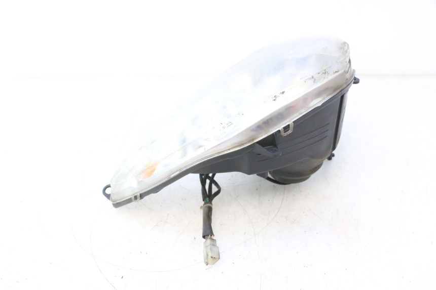 photo de FAROL DIANTEIRO PEUGEOT ELYSTAR 50 (2002 - 2014) - Estado da superfície
