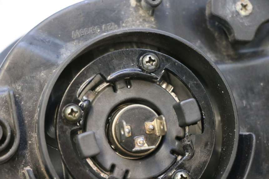 photo de PHARE AVANT KEEWAY F-ACT FACT EVO 50 (2020 - 2026) - Zoom do estado de desgaste