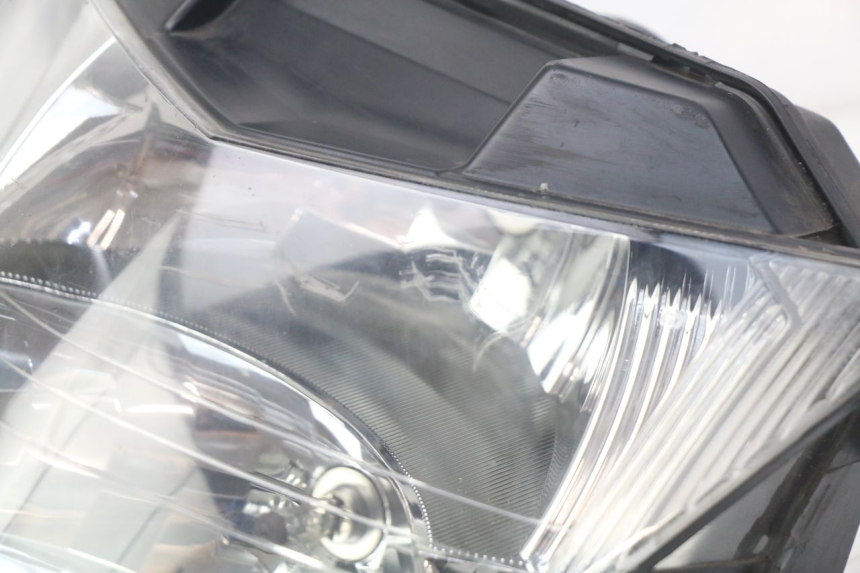 photo de FAROL DIANTEIRO HONDA FES PANTHEON 2T 125 (1998 - 2002) - Estado da superfície
