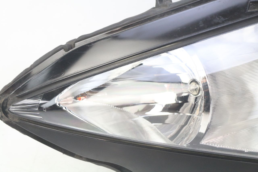 photo de FAROL DIANTEIRO HONDA FES PANTHEON 125 (2003 - 2007) - Marcações e referências