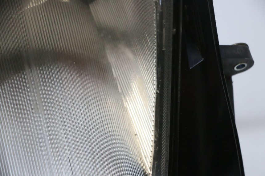 photo de FAROL DIANTEIRO HONDA FES PANTHEON 125 (2003 - 2007) - Vista geral