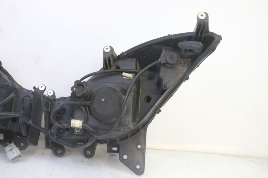 photo de FAROL DIANTEIRO HONDA FES S-WING SWING ABS 125 (2007 - 2015) - Peça verificada